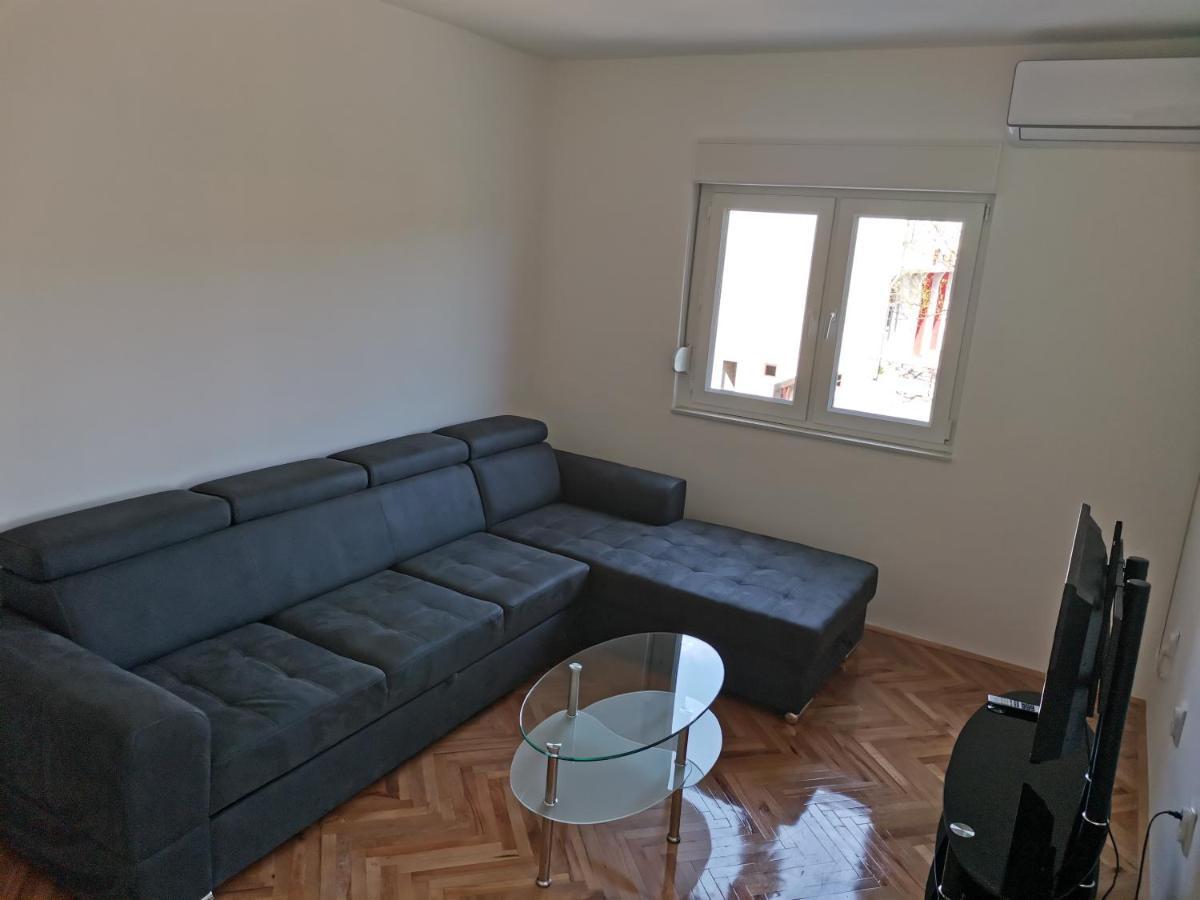 Ad Apartman Bileća エクステリア 写真